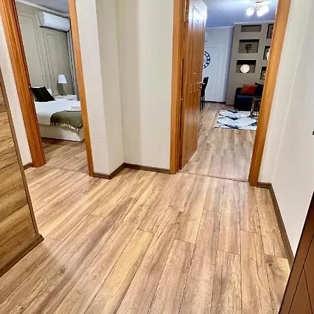 Gondola Lux * Bansko